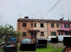 Casa Bi/Trifamiliare in Residenziale
