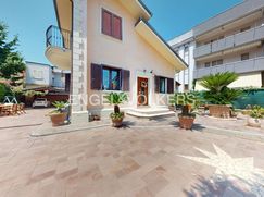 Villa in Residenziale