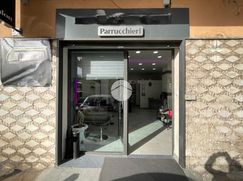 Negozio/Locale commerciale in Commerciale
