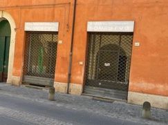 Negozio/Locale commerciale in Commerciale