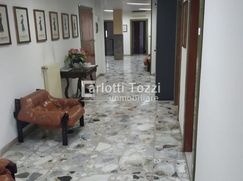 Ufficio in Commerciale