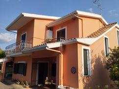 Casa Bi/Trifamiliare in Residenziale