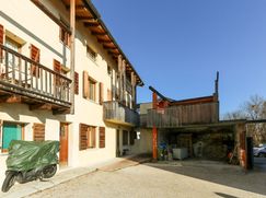Casa Bi/Trifamiliare in Residenziale