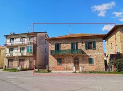 Casa Bi/Trifamiliare in Residenziale