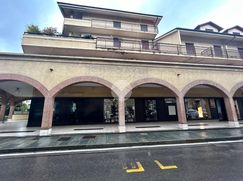 Ufficio in Commerciale