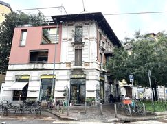 Attività/Licenza (con o senza mura) in Commerciale