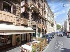 Negozio/Locale commerciale in Commerciale