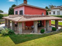 Villa in Residenziale