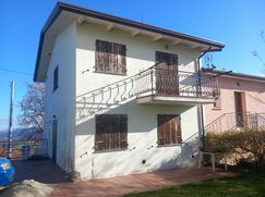 Casa Bi/Trifamiliare in Residenziale