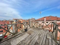 Attico/Mansarda in Residenziale