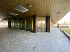 Negozio/Locale commerciale in Commerciale