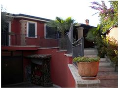 Casa Bi/Trifamiliare in Residenziale