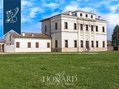 Villa in Residenziale