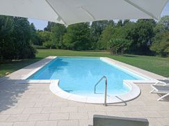 Casa Bi/Trifamiliare in Residenziale