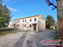 Rustico/Casale in Residenziale