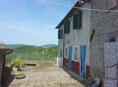 Casa Bi/Trifamiliare in Residenziale