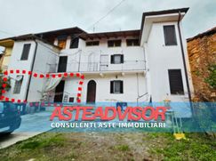 Casa Bi/Trifamiliare in Residenziale