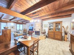 Casa Bi/Trifamiliare in Residenziale