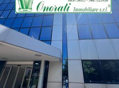 Ufficio in Commerciale