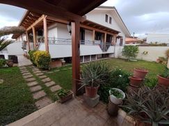 Casa Bi/Trifamiliare in Residenziale