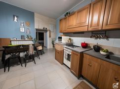 Casa Bi/Trifamiliare in Residenziale