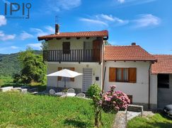 Casa Bi/Trifamiliare in Residenziale