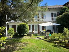 Casa Bi/Trifamiliare in Residenziale