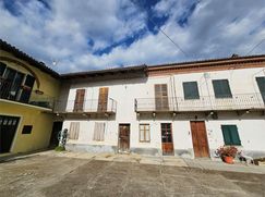 Casa Bi/Trifamiliare in Residenziale