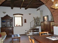 Casa Bi/Trifamiliare in Residenziale