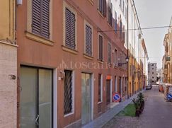 Negozio/Locale commerciale in Commerciale