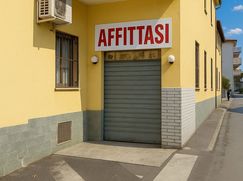 Negozio/Locale commerciale in Commerciale