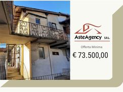 Casa Bi/Trifamiliare in Residenziale