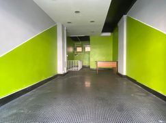 Negozio/Locale commerciale in Commerciale