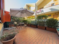 Casa Bi/Trifamiliare in Residenziale
