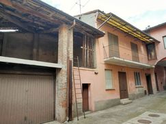 Casa Bi/Trifamiliare in Residenziale