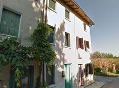 Casa Bi/Trifamiliare in Residenziale