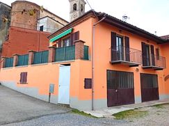 Casa Bi/Trifamiliare in Residenziale