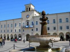 Attività/Licenza (con o senza mura) in Commerciale