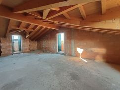 Casa Bi/Trifamiliare in Residenziale