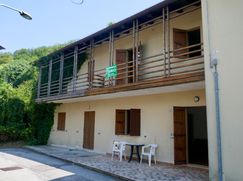 Casa Bi/Trifamiliare in Residenziale