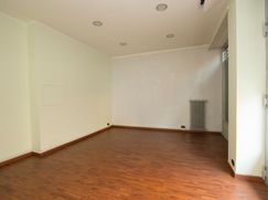 Negozio/Locale commerciale in Commerciale