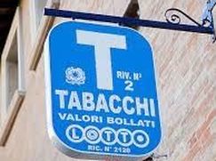 Attività/Licenza (con o senza mura) in Commerciale