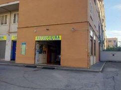 Negozio/Locale commerciale in Commerciale