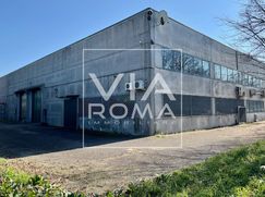 Capannone in Commerciale