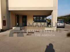 Capannone in Commerciale