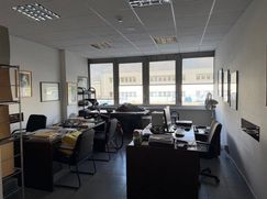 Ufficio in Commerciale