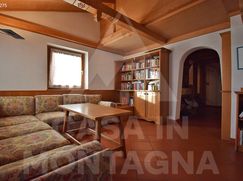 Casa Bi/Trifamiliare in Residenziale