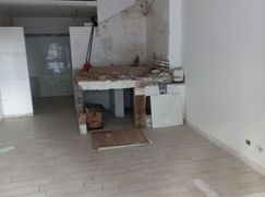 Negozio/Locale commerciale in Commerciale