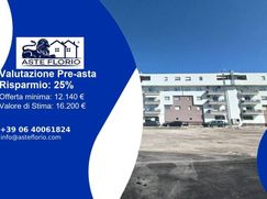 Box/posto auto in Residenziale