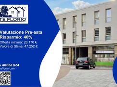 Negozio/Locale commerciale in Commerciale